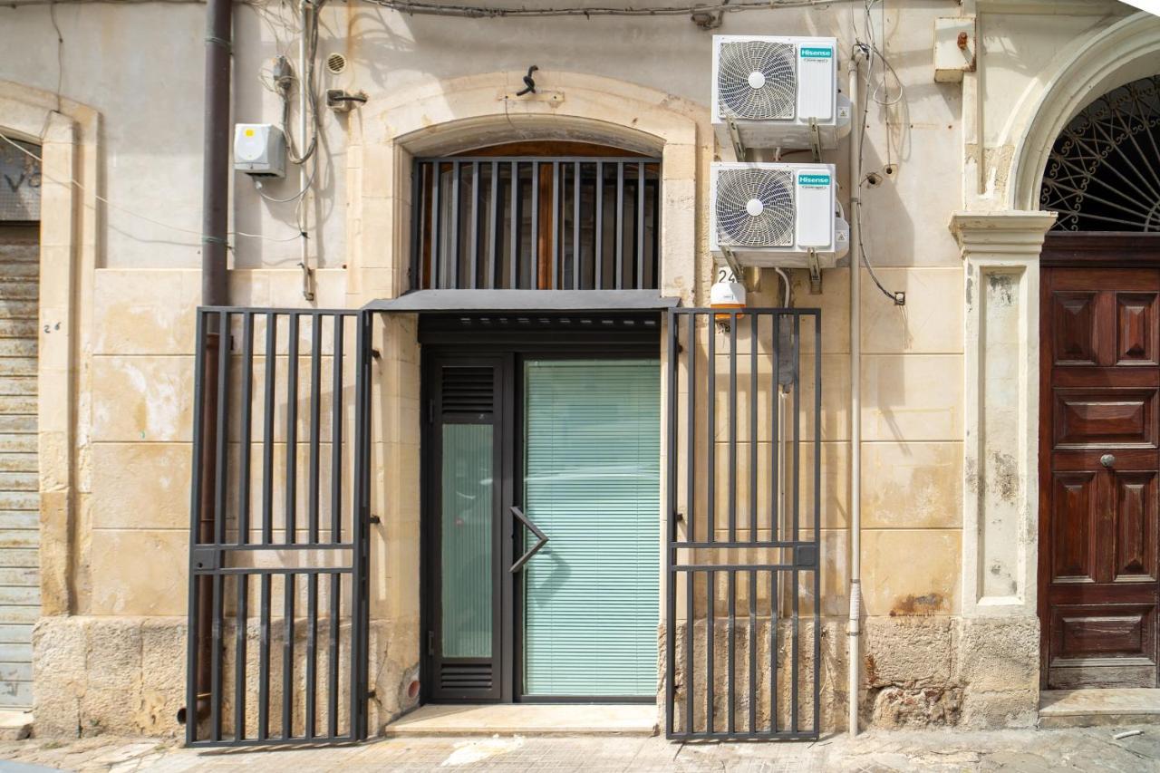 Antico Mercato Di Ortigia Lovely Apartment Syrakus Exterior foto